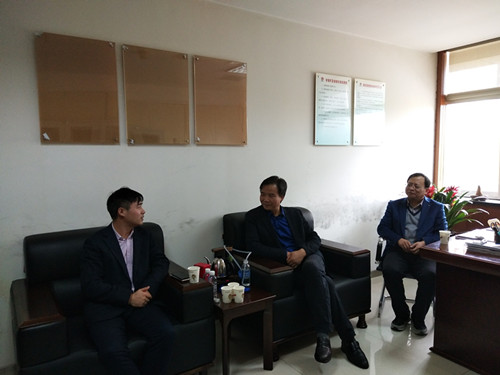 陜煤集團海南德璟置業投資有限責任公司一行蒞臨建設集團交流座談