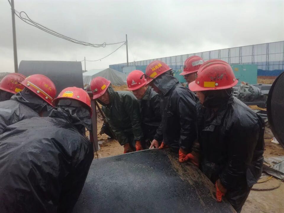 風雨鏖戰在榆北