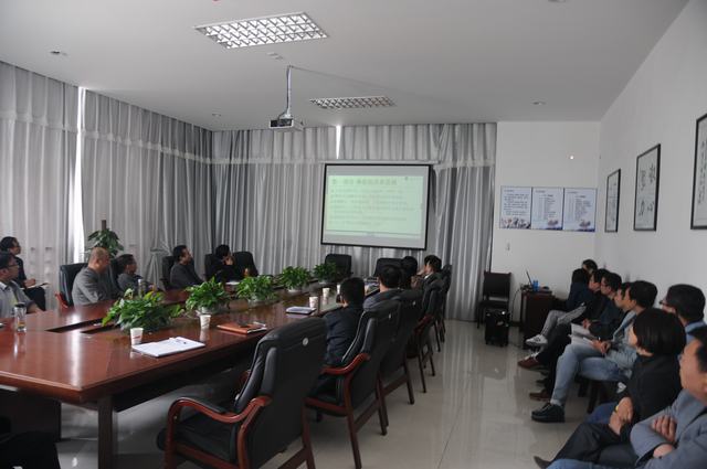 掘進(jìn)公司開展新黨章學(xué)習(xí)為打造掘進(jìn)鐵軍夯實理基礎(chǔ)