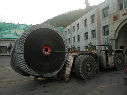 機電安裝公司承建的三盤區膠帶機設備安裝工程提前完工