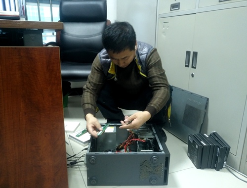 大秦置業(yè)公司辦公電腦維護升級出實招