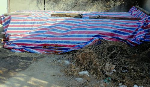 韓城分公司安裝一項目部未“雪”綢繆為材料“蓋棉被”