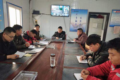 礦建二公司車村項目部雙管齊下打造掘進鐵軍