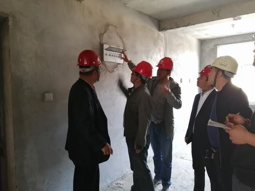 韓城分公司臨涺小區五棟住宅樓通過分戶預驗收