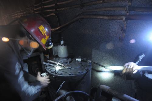 掘進公司開展失爆專項治理確保機電設備安全可靠