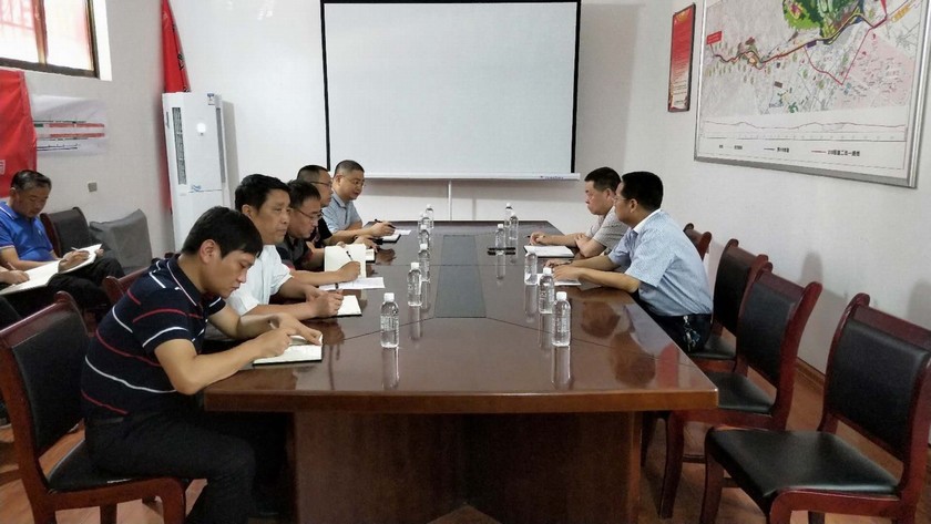 寧興剛、贠公法蒞臨210國道完善工程川耀PPP項目檢查指導工作