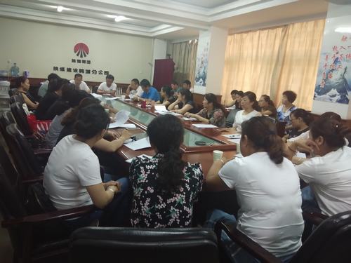 陜煤建設韓城分公司物資設備周材租賃中心“三步走”規范材料合同管理