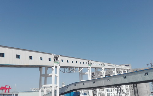 陜煤建設銅川公司小保當一號主斜井井口房至最終篩分車間棧橋工程順利通過主體驗收