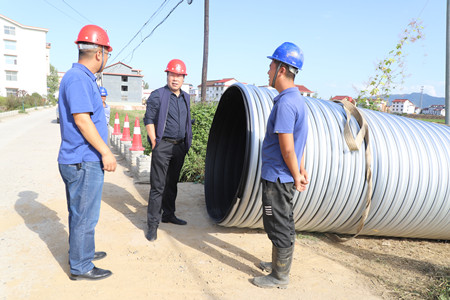 施工大干不打烊 安全檢查不放松