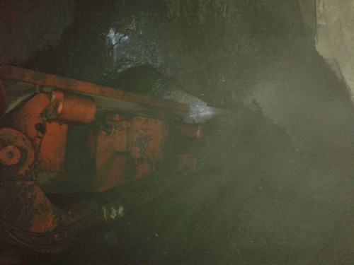 陜煤建設(shè)掘進公司：打造“鐵軍”不停歇 節(jié)日間喜迎巷道貫通