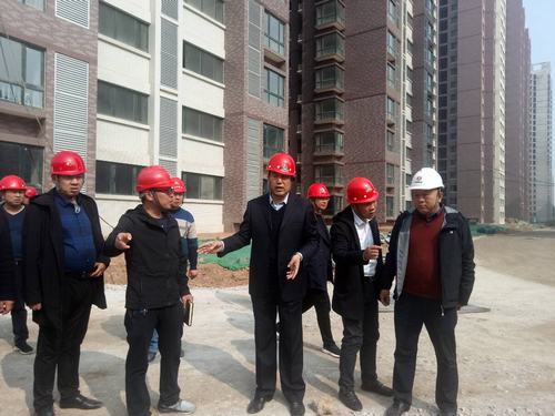 劉合理深入銅煤1#2#小區檢查指導工作