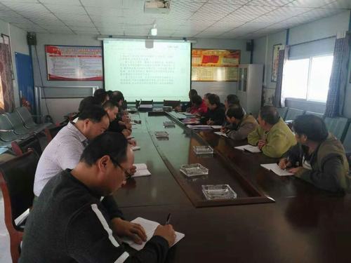 陜煤建設礦建二公司各項目部掀起學習講話熱潮