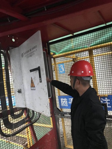 陜煤建設銅煤公司安全管理三把鎖為“百日安全”護航保駕