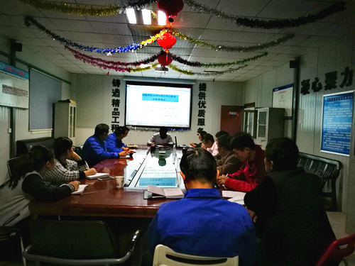 陜煤建設天工公司土建十五部職工專業知識課開講了