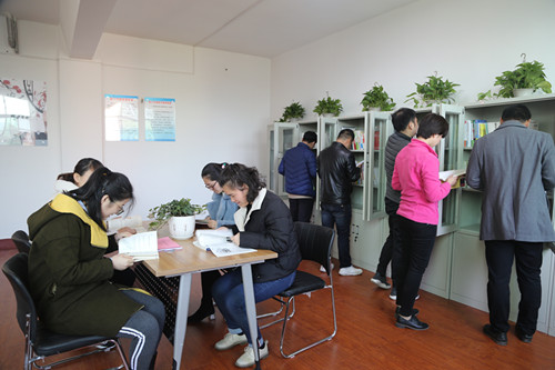 陜煤建設機電安裝公司:“書香+健體”聯手共筑職工“溫馨家園”