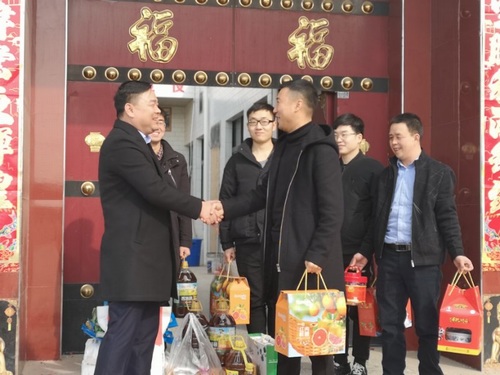 陜煤建設路橋分公司：慰問一線值守員工