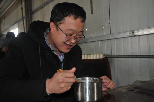 默默奉獻盡顯“鐵軍”本色