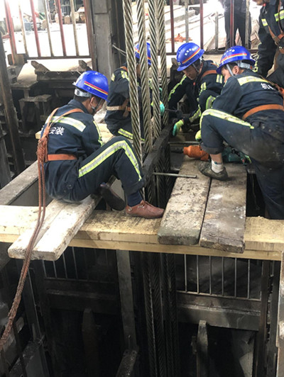 陜煤建設機電安裝公司改進立井鋼絲繩更換方法創效益