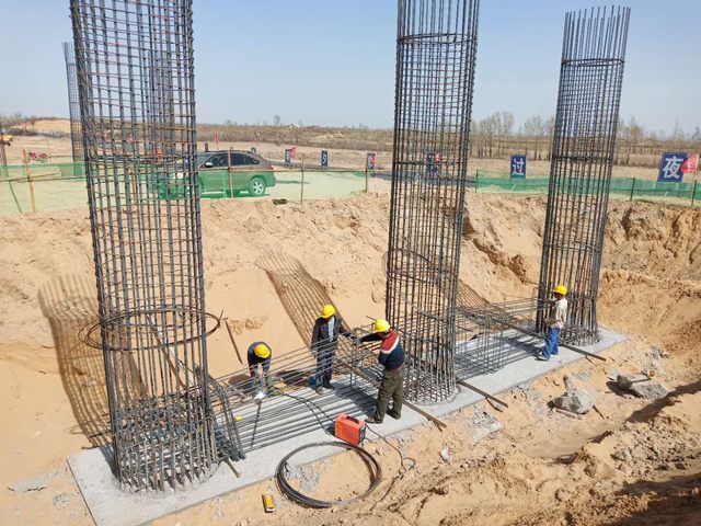 靖神鐵路項目部“晴天快干、小雨巧干、大雨充電”助力施工建設(shè)