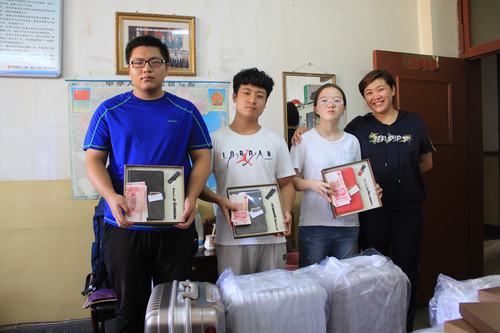 陜煤建設(shè)韓城分公司“金秋助學(xué)”活動正在進(jìn)行時