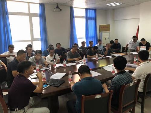 陜煤建設(shè)銅煤公司承建的荔枝苑小區(qū)28#、29#、30#、31#樓順利通過竣工驗收