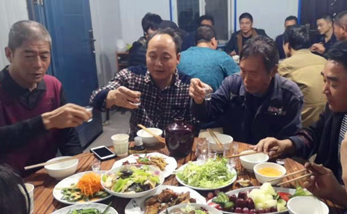 陜煤建設(shè)礦建三公司各基層項(xiàng)目部形式多樣“慶中秋”