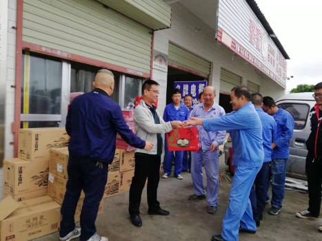 陜煤建設(shè)咸陽(yáng)分公司中秋慰問(wèn)“正在進(jìn)行時(shí)”