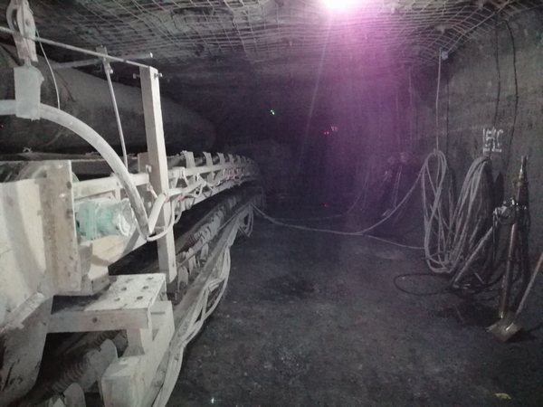 陜煤建設掘進公司：排除萬難拿下檸條塔1-2煤半煤巖硬仗