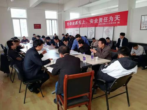 銅煤一、二號住宅小區最后一棟住宅樓順利通過竣工驗收！