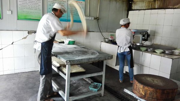 陜煤建設掘進公司:守護舌尖讓入冬員工吃好穿暖