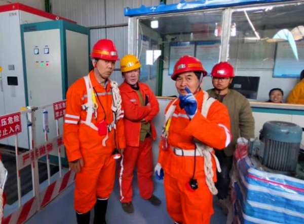 楊讓順深入陜煤建設(shè)礦建三公司崔木項目部檢查指導(dǎo)工作