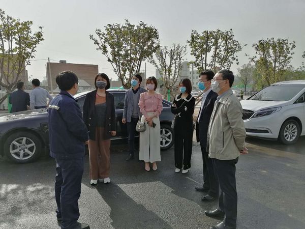 省國資委鄭玲、陜煤集團副總經理尚建選、陜煤研究院副院長王蘇健一行蒞臨陜煤研究院項目檢查指導工作