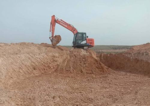 陜煤建設銅煤公司承建的檸條塔礦北翼采空區治理示范工程配套水池工程順利開工建設