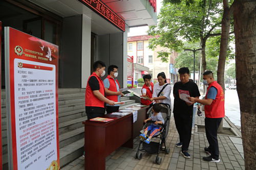 陜煤建設機電安裝公司開展“安全生產宣傳咨詢日”活動