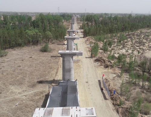 陜煤建設路橋分公司靖神鐵路高家伙場特大橋墩柱施工全部完成