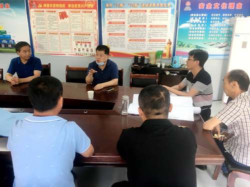 王寧深入大秦置業公司渭南梅園新村項目檢查指導工作