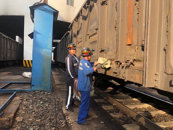 陜煤建設洗選煤運營公司檸條塔運營項目部扎實開展“提高效益 節約成本”工作