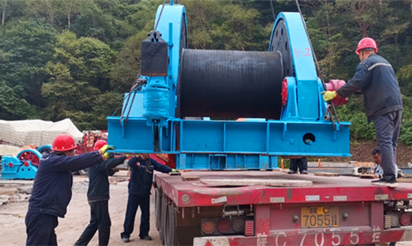 陜煤建設礦建三公司：積極組織施工設備，為新項目開工“保駕護航”