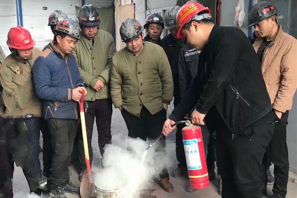 陜煤建設礦建二公司：消防日里宣傳忙共筑安全“防火墻”