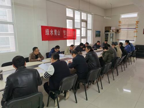 陜煤建設銅煤公司第二十三項目部承建銅煤一號居住區1、2、3#車庫順利通過驗收