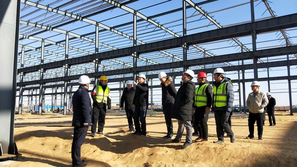 榆林市國(guó)資委副主任喬步林一行深入榆林市杭蕭綠色鋼結(jié)構(gòu)產(chǎn)業(yè)制造基地項(xiàng)目檢查指導(dǎo)工作