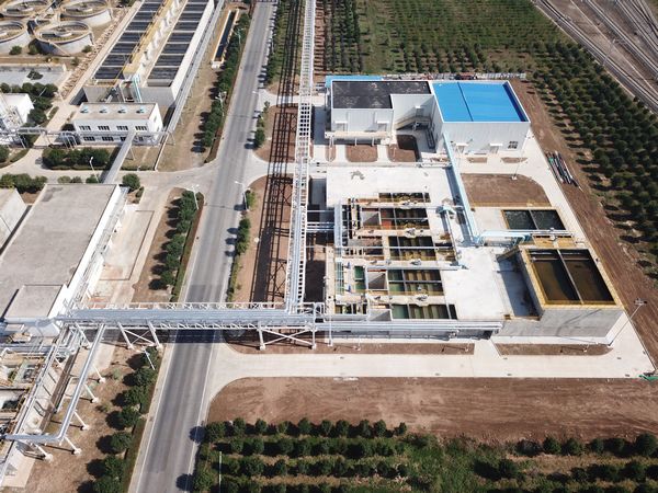 陜煤建設(shè)天工公司承建的蒲潔能化回用水站外排水提標(biāo)綜合改造項目獲 “安全文明”工地殊榮