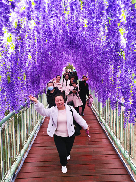 陜煤建設礦建三公司開展迎“三八婦女節”系列活動