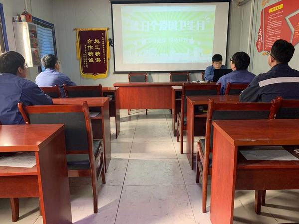 陜煤建設(shè)韓城分公司安裝三項(xiàng)目部青年行動做好愛國衛(wèi)生運(yùn)動