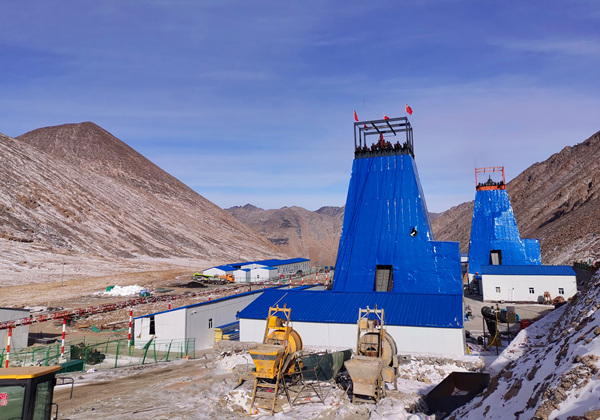 【五一項目建設專題十三】陜煤建設礦建三公司：喜迎五一，天山項目建設大干正酣！