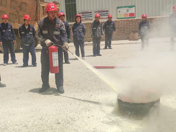 陜煤建設洗選煤運營公司銅川制沙運營項目部：消防演練促安全，防火意識記心間