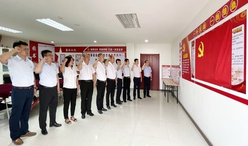 陜煤建設(shè)洗選煤運營公司:莊嚴重溫入黨誓詞 共迎建黨百年華誕