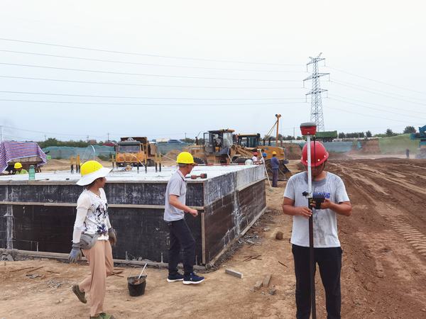 陜煤建設韓城分公司：炎炎夏日  “暑”你最美