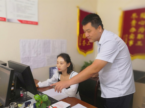 陜煤建設礦建三公司：看這里師徒不一樣的告白！