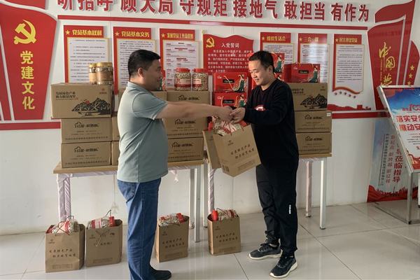 陜煤建設礦建二公司：中秋慰問在一線情暖職工到基層